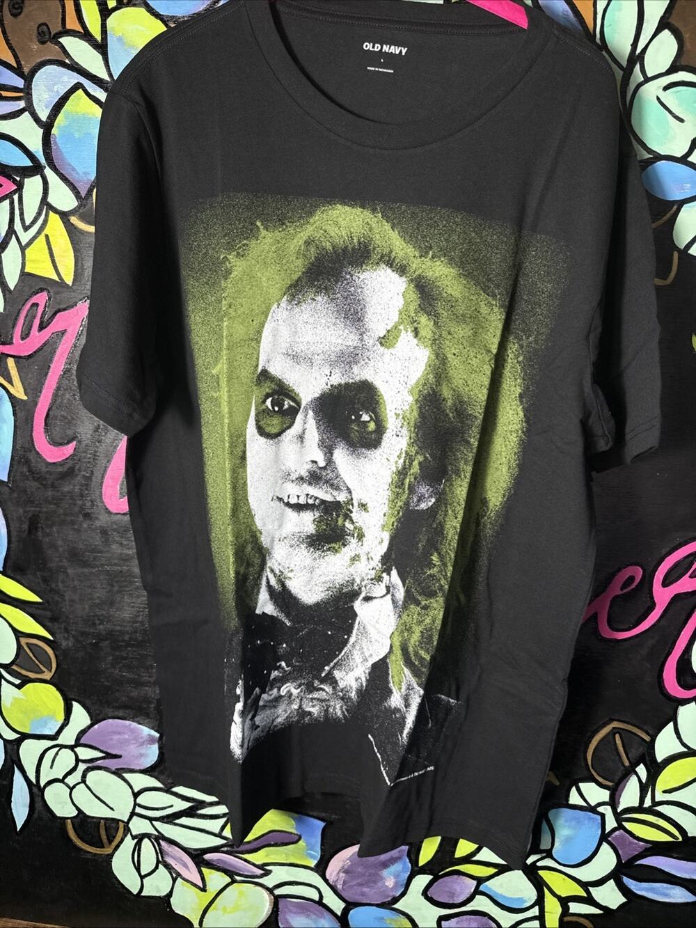 Old Navy Beetlejuice Graphic Tee T-Shirt, Size Large, Black